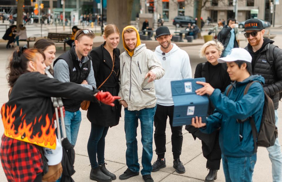 Toronto: Hollywood North Experience Film & TV Tour - Key Points