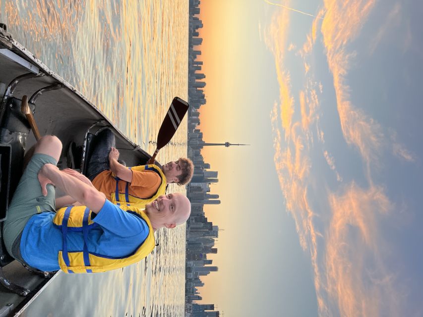 Toronto Islands: Sunset Canoe Tour - Enjoying the City Skyline