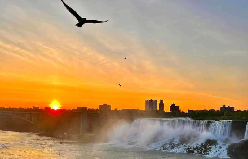 Toronto: Niagara Falls Day & Evening Tour + Top Attractions - An Overview of the Experience