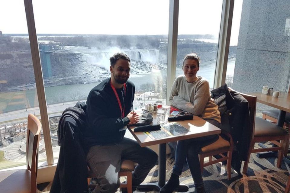 Toronto: Niagara Falls Tour With Boat and Lunch - Lunch at The Secret Garden