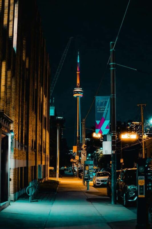 Toronto: Night City Tour - Private. - Detailed Breakdown of the Itinerary