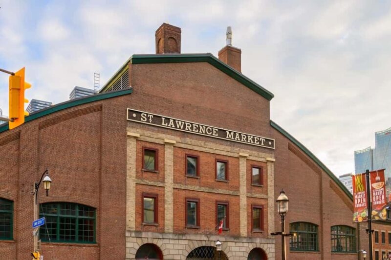 Toronto: Old Town Highlights Private Walking Tour - The Sum Up