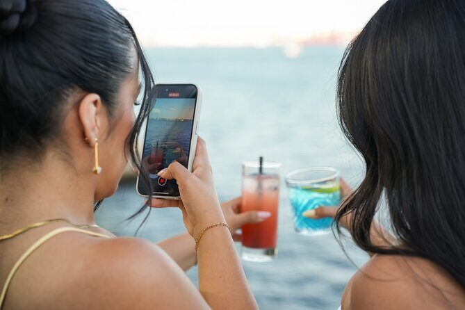 Toronto Premier Brunch Cruise on Odyssey in Toronto Harbour - Who Will Love This Cruise?