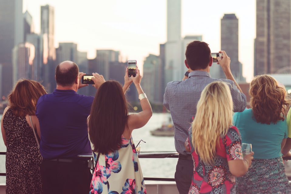 Toronto: Premium Harbor Cruise With Lunch, Brunch, or Dinner - Frequently Asked Questions