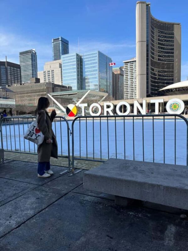 Toronto Private 2-Hour Photoshoot with a Pro Photographer - What to Expect During the Photoshoot