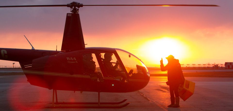 Toronto: Private Twilight Helicopter Tour With Wine - Tour Details