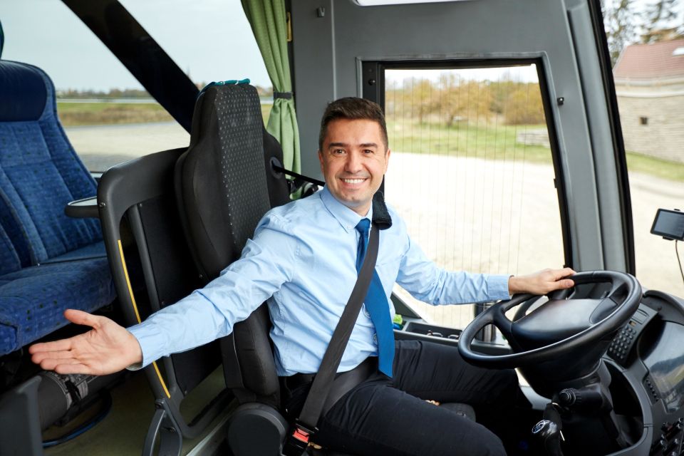 Toronto: Shuttle Transfer Between Downtown and Niagara Falls - Travel Duration and Luggage