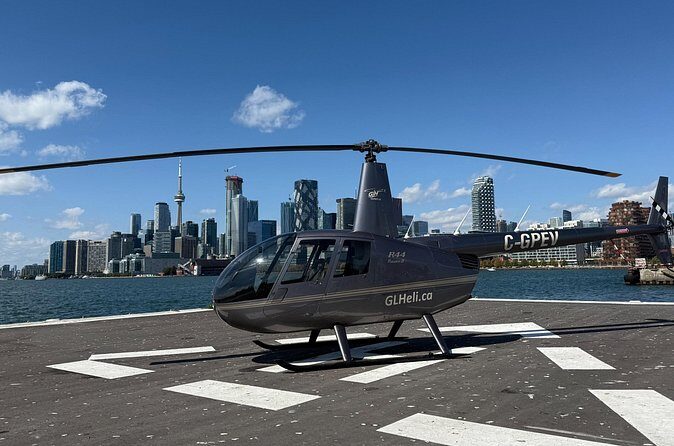 Toronto Skyline Helicopter Tour CN Tower Loop - Practical Tips for Travelers