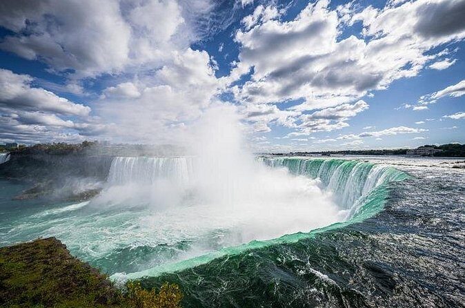 Toronto to Niagara Falls Half Day Private Tour - The Experience Provider: LIMO ROYALE