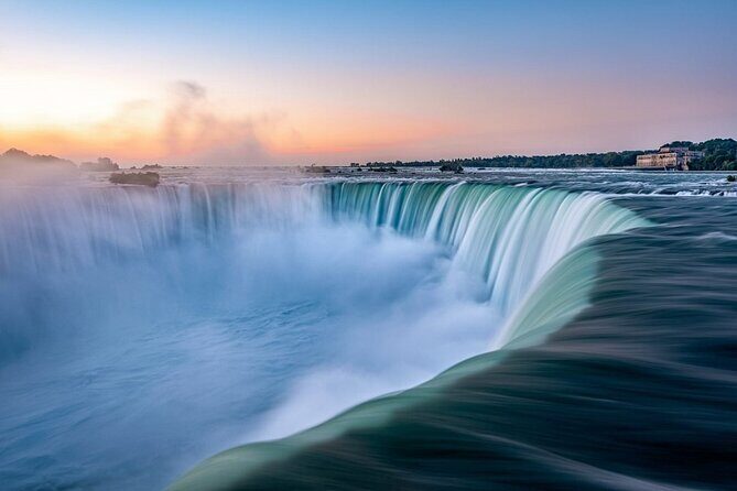Toronto to Niagara Falls In-Depth Small Group Tour w/Boat Option - Key Points