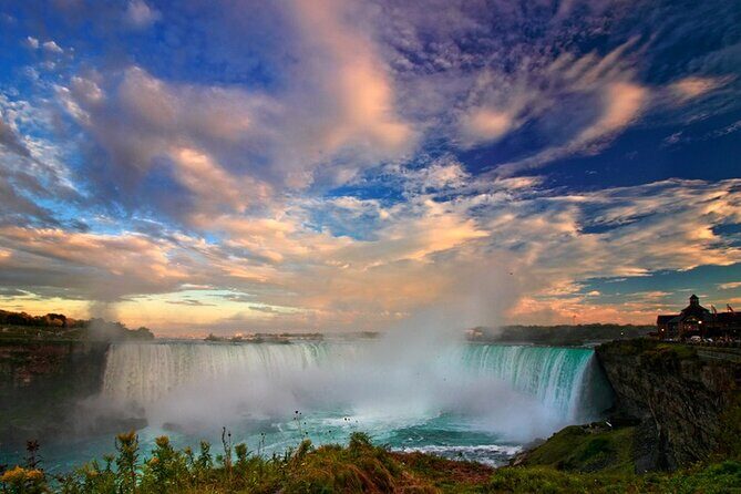Toronto To Niagara Falls Luxury Private Tour Upto 14 People - Who Should Consider This Tour?