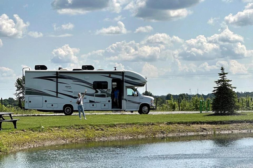 Toronto to Niagara Falls RV-Motorhome Tour - Self-Guided Walking Tour