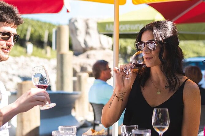 Toronto to Niagara Wine Tour - Booking Information
