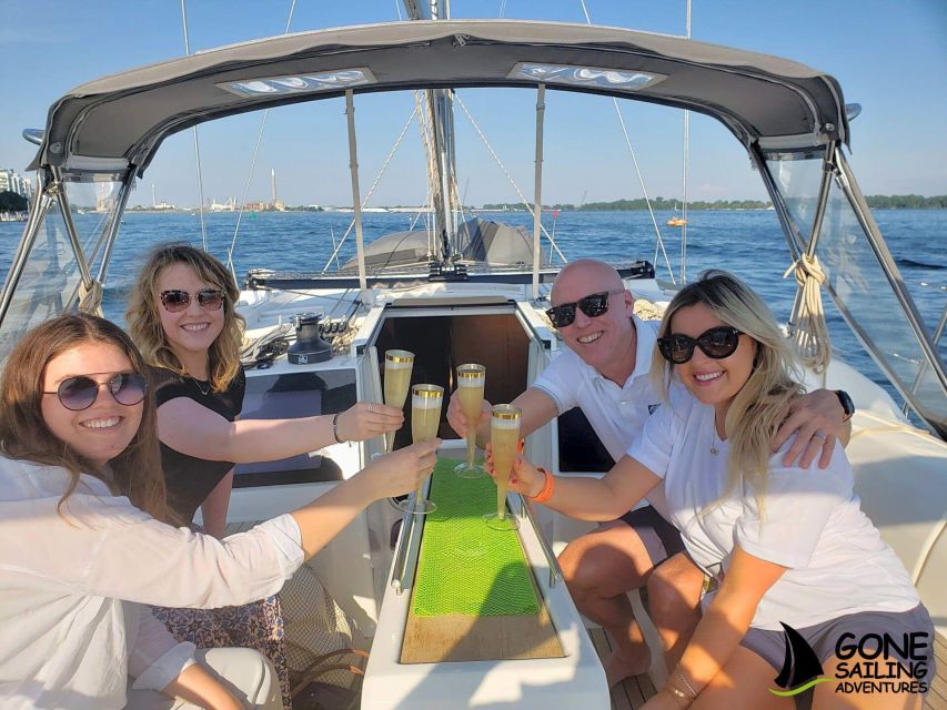 Toronto: Wednesday Nights Sail With Beer Sampling - Inclusions