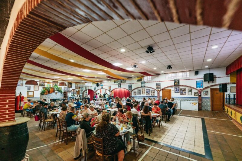 Torremolinos: Flamenco Show With Dinner and Drinks - Cultural Immersion