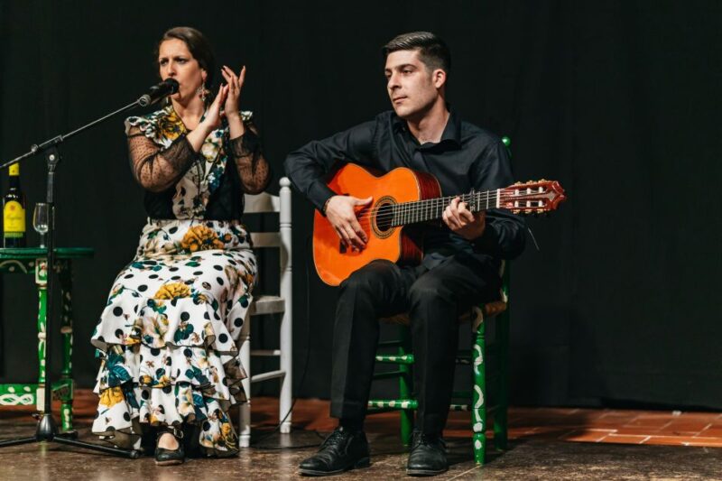 Torremolinos: Flamenco Show With Dinner and Drinks - Andalusian Ambiance