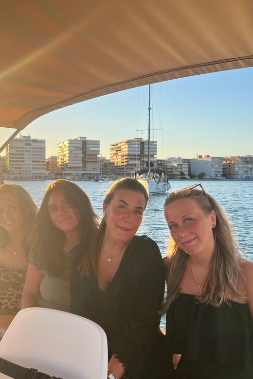 Torrevieja: Boat Tour Guided Visit. - Key Points