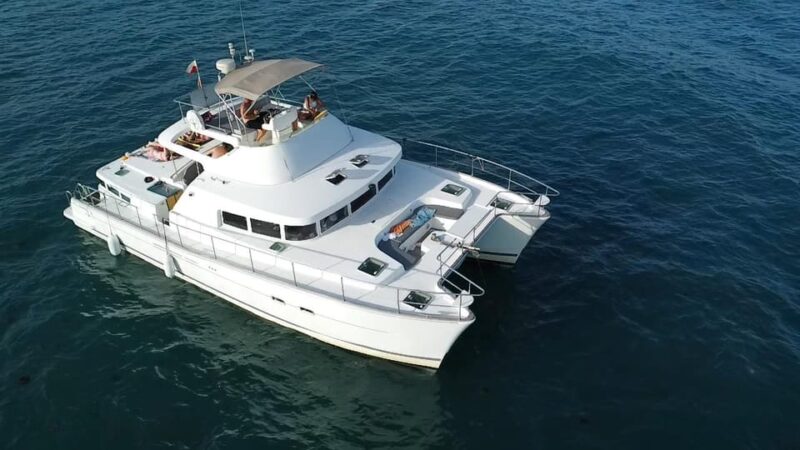 Torrevieja: Isabel Alba Catamaran Tour 4 Hours - Activities and Equipment