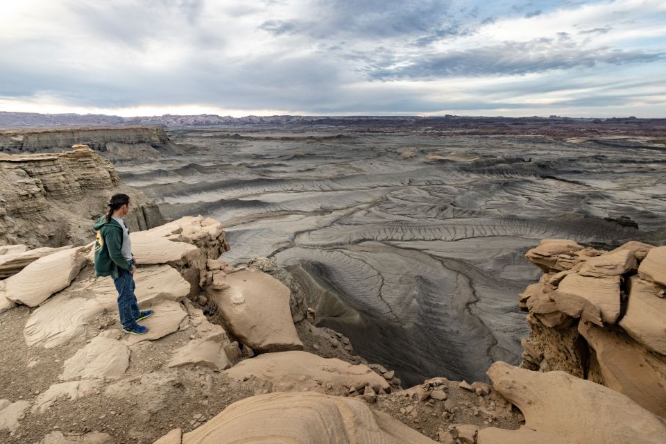 Torrey: Moonscape, Factory Butte, and Capitol Reef Park Tour - Itinerary