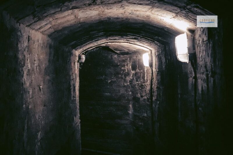 Tortosa: Air Raid Shelter No. 4 and Civil War Spaces Tour - Historical Context