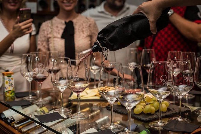 Total Alicante Walking Tour, Tapas and Wine Tasting - Experience Highlights and Itinerary