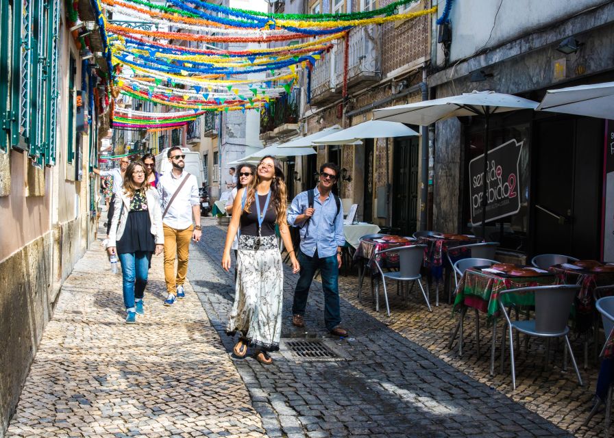 Total Lisbon Experience Walking Tour With Seafood Lunch - Small Group Experience