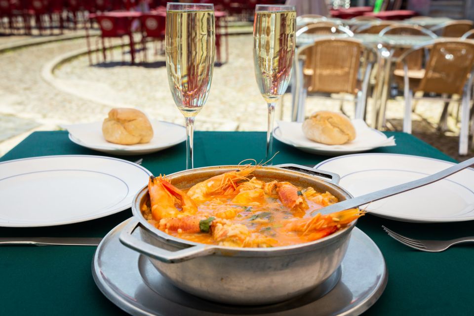 Total Lisbon Experience Walking Tour With Seafood Lunch - Frequently Asked Questions