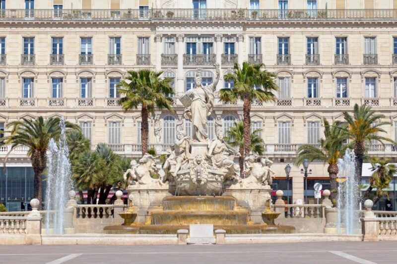Toulon: Express Walk With a Local in 60 Minutes - Key Points