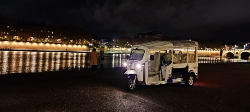 Toulouse: Electric Tuk-Tuk Tour With Photo Stops and Audio - Guided Audio Tour and Photo Stops