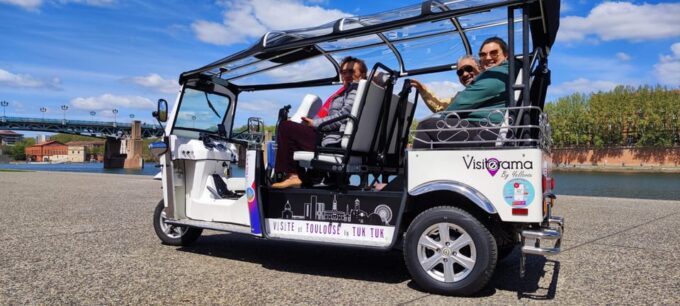 Toulouse: Electric Tuk-Tuk Tour With Photo Stops and Audio - Ask Away