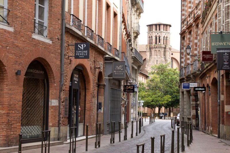 Toulouse: Guided Food Tour With Full Meal and Drinks - Food Tastings