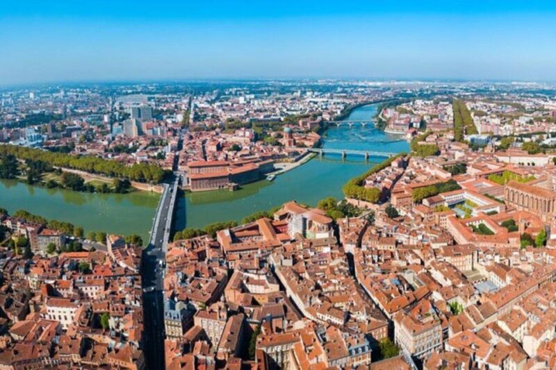 Toulouse: Must-see Walking Tour - Experience and Benefits