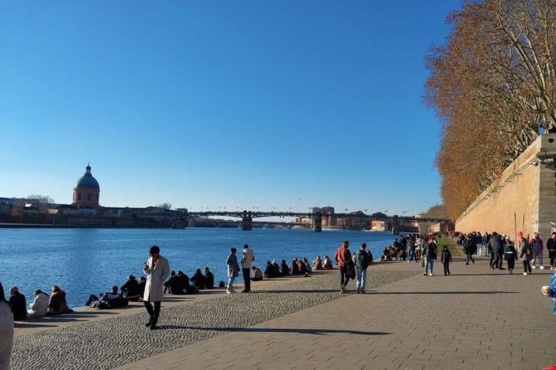Toulouse Panorama, Electric Bike Ride and Cable Car - Key Points