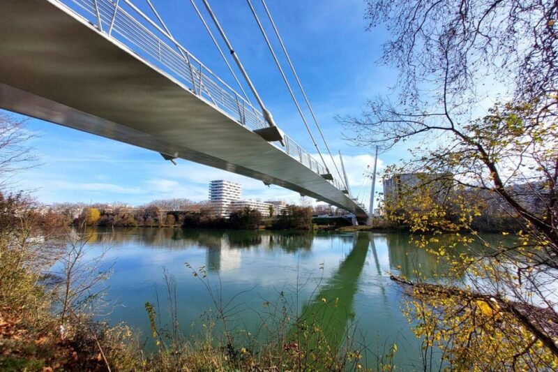 Toulouse Panorama, Electric Bike Ride and Cable Car - Riding Along the Garonne River