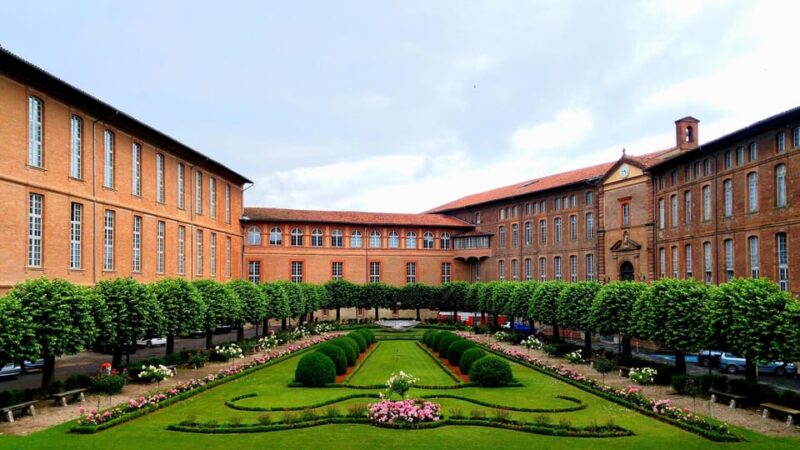 Toulouse Private Guided City Tour - Key Points