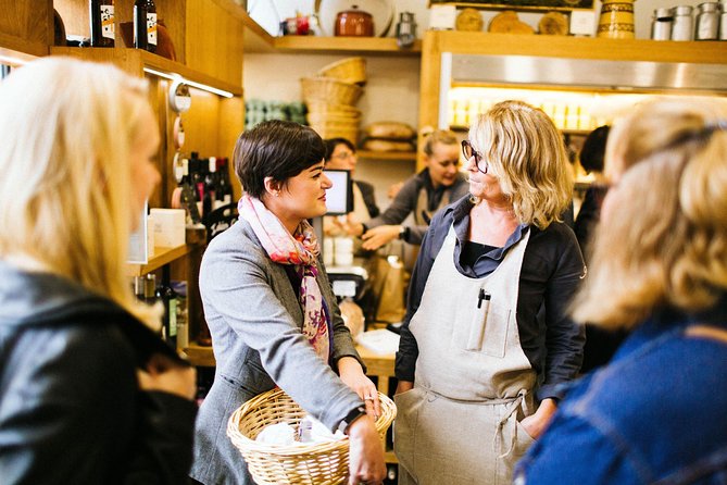 Toulouse Victor Hugo Market Small Group Tasting Tour - Personalized Guide
