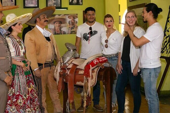 Tour between Charros, Mariachi and Tlaquepaque - Introduction