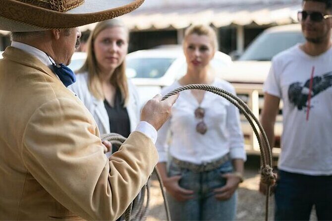 Tour between Charros, Mariachi and Tlaquepaque - Is This Tour Worth the Price?