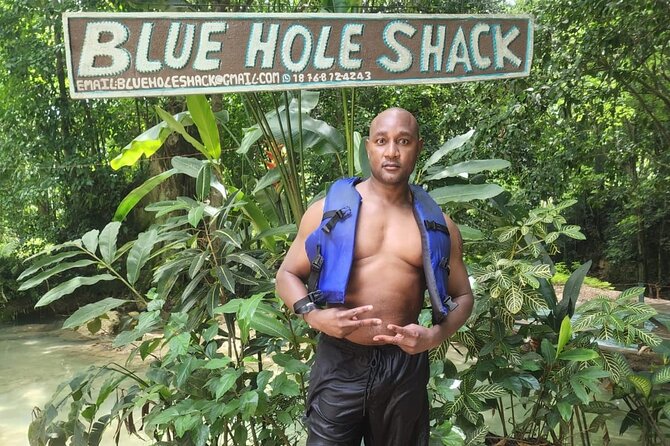 Tour Blue Hole and Secret Fall With a Stop at Duns River Fall - Exploring Blue Hole