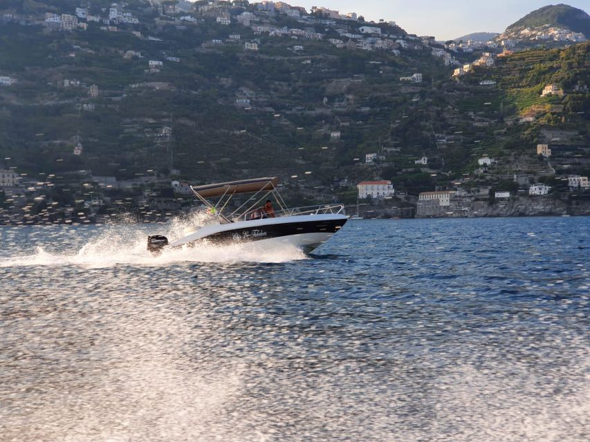 Tour Capri: Discover the Island of VIPs by Boat - Recap