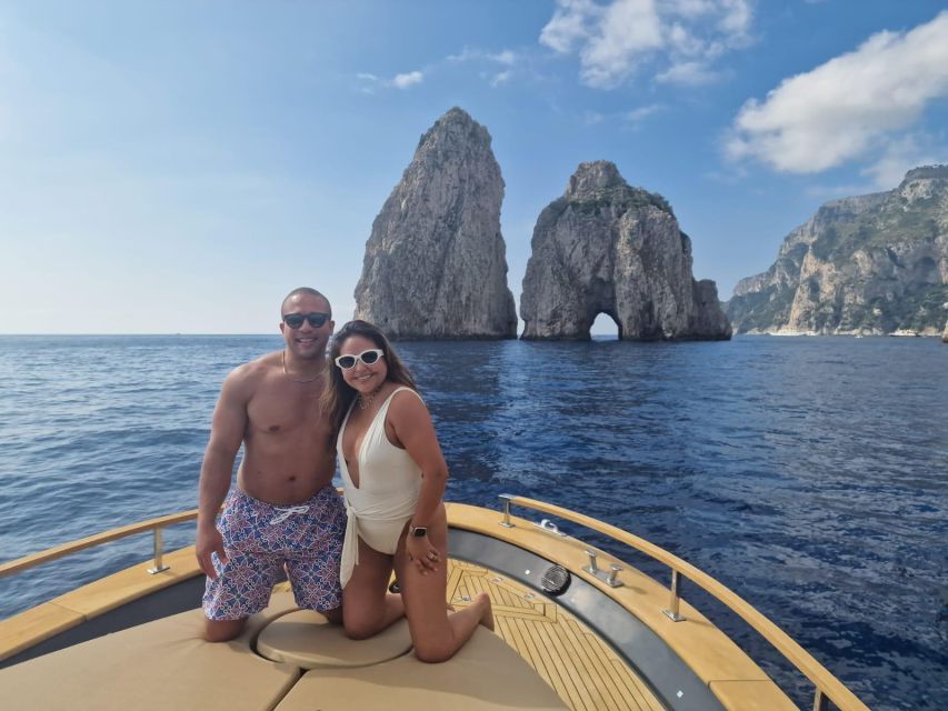 Tour Capri: Discover the Island of VIPs by Boat - Key Points