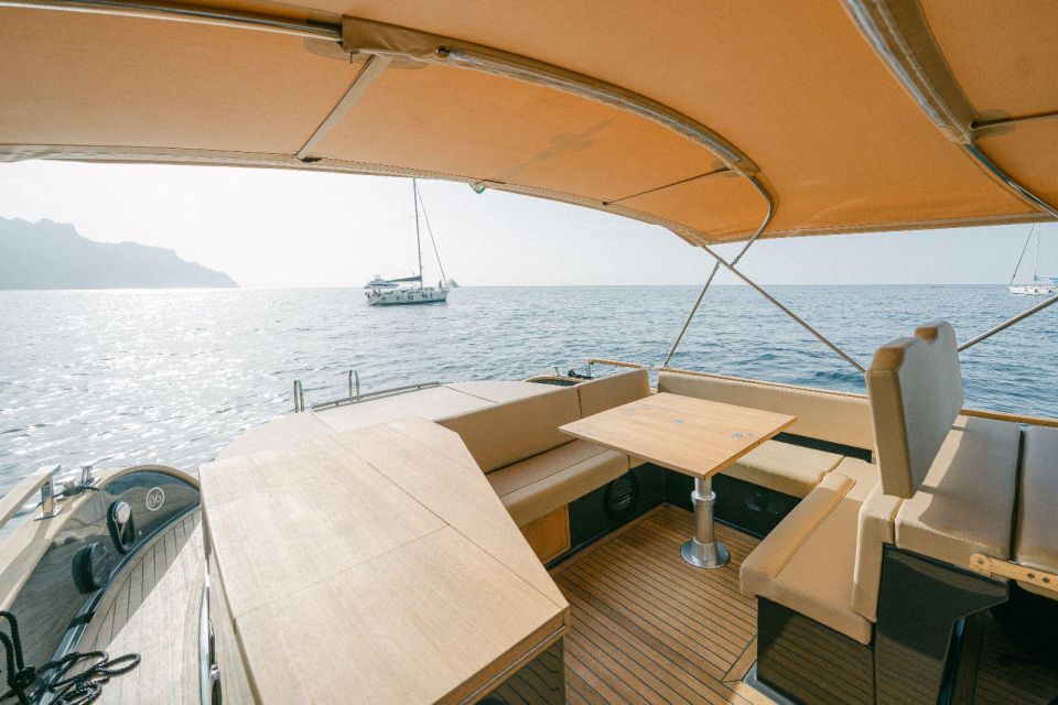Tour Capri: Discover the Island of VIPs by Boat - Recap