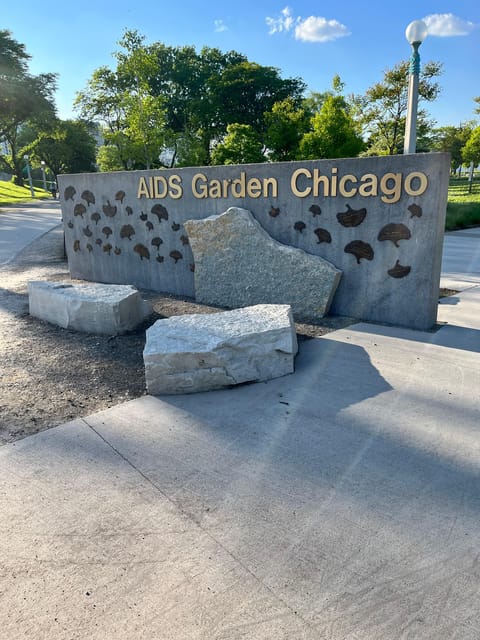 Tour Chicago LGBTQ+ Style - Rights Movement and Cultural Significance