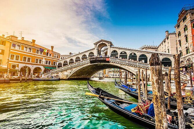 Tour Enchanting Venice Majestic City Walk and Gondola Ride - Who Should Consider This Tour?