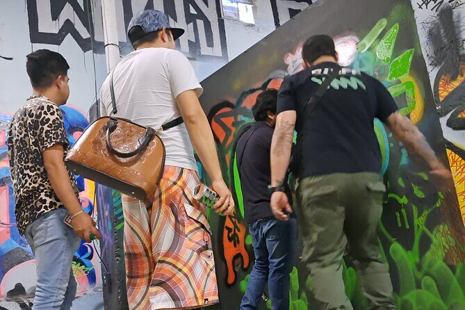 Tour Evolution of Muralism paints your Grafiti - The Itinerary Breakdown