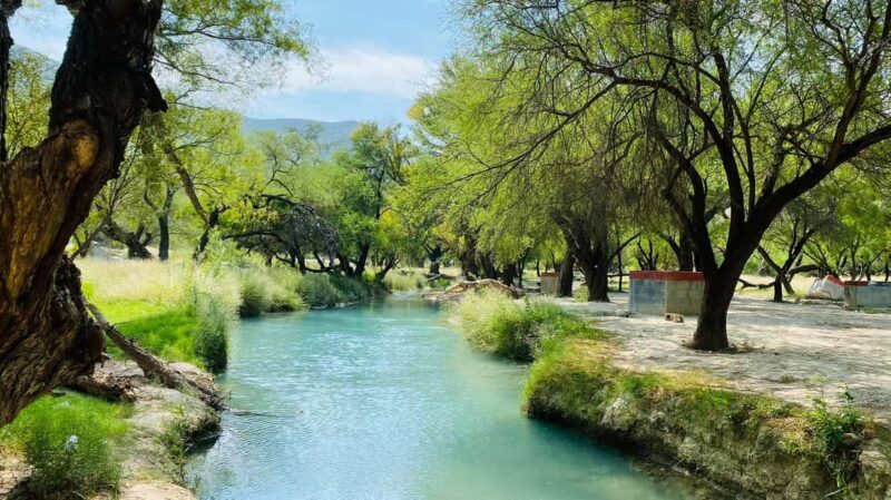 Tour "Grutas Bustamante" + Guía + Transfer + Tickets - A Deep Dive into the Bustamante Experience