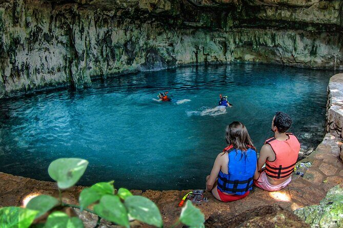 Tour Hacienda and Cenotes Mucuyché with Guided Tour in Oxkintok - Cenotes: The Perfect Natural Refreshment
