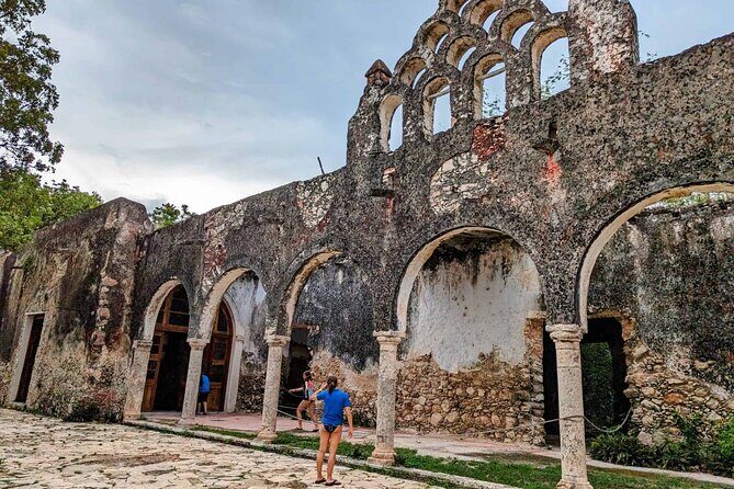 Tour Hacienda and Cenotes Mucuyché with Guided Tour in Oxkintok - Who Would Love This Tour?