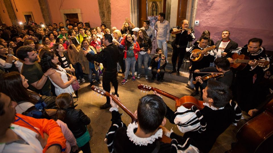 Tour & Hotel: Queretaro, Guanajuato & San Miguel De Allende - Santa Cruz De Los Milagros