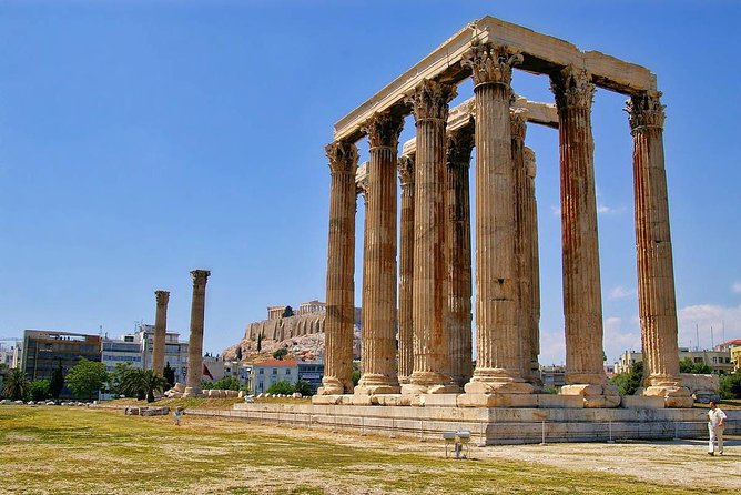 Tour in Athens in 4 Hours - Discover Hadrians Library